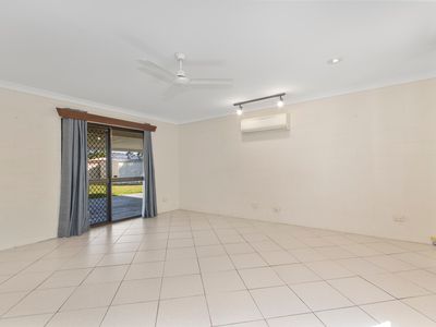 77 Yolanda Drive, Annandale