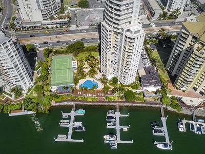 2894-2910 GOLD COAST HIGHWAY, Surfers Paradise