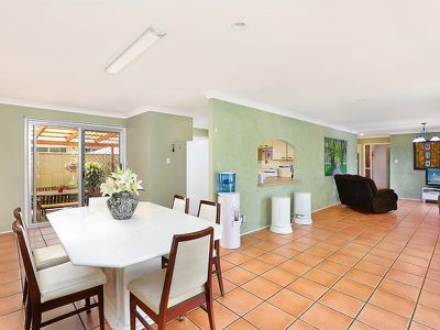 28 Cooinda Crescent, Maroochydore