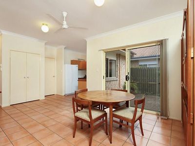 5 / 7 Wooraka Street, Rochedale South