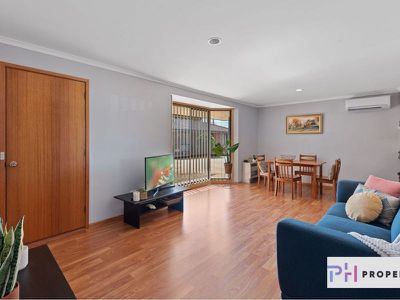 6 / 14 Wright Street, Elmore