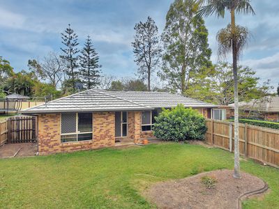 8 Bron Court, Loganlea