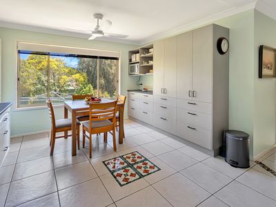 5 Tarourga Place, Dalmeny