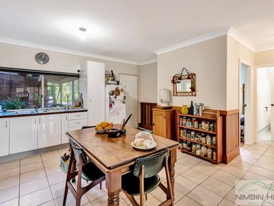 1 / 4 Silky Oak Drive, Nimbin