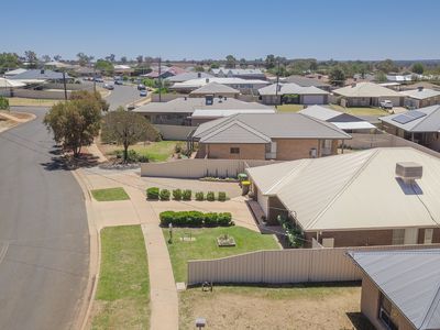 8 Alkira Street, Dubbo