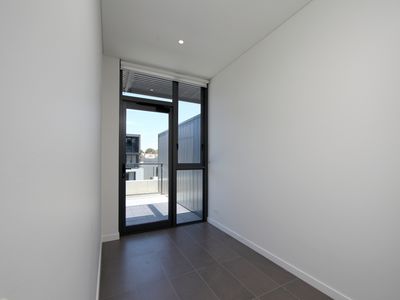 3705 / 21 Scotsman Street, Forest Lodge