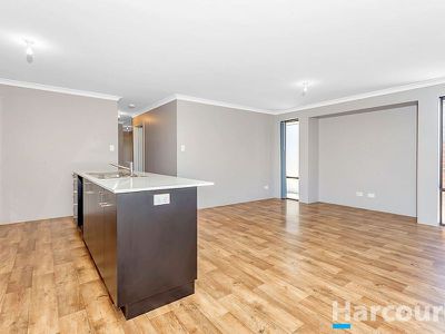 18 Trethowan Promenade, Alkimos