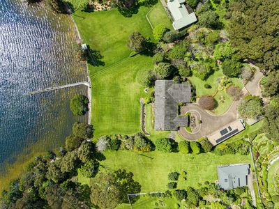 90 Old Highway, Narooma