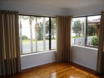 221 Reddall Parade, Mount Warrigal