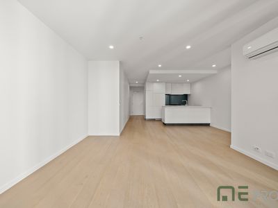 7 / 2 Dalgety Street, Oakleigh