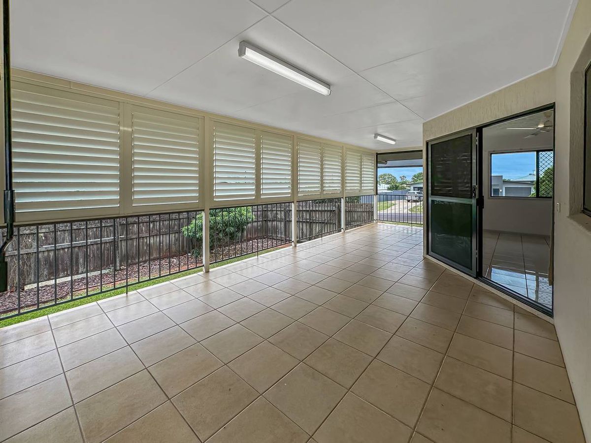 7 Waller Street, Atherton