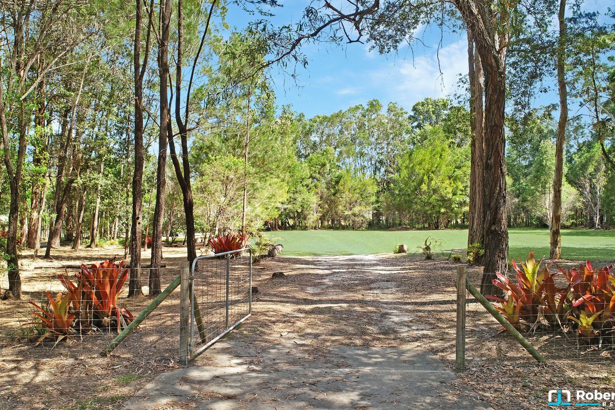 44 Coral Fern Drive, Cooroibah