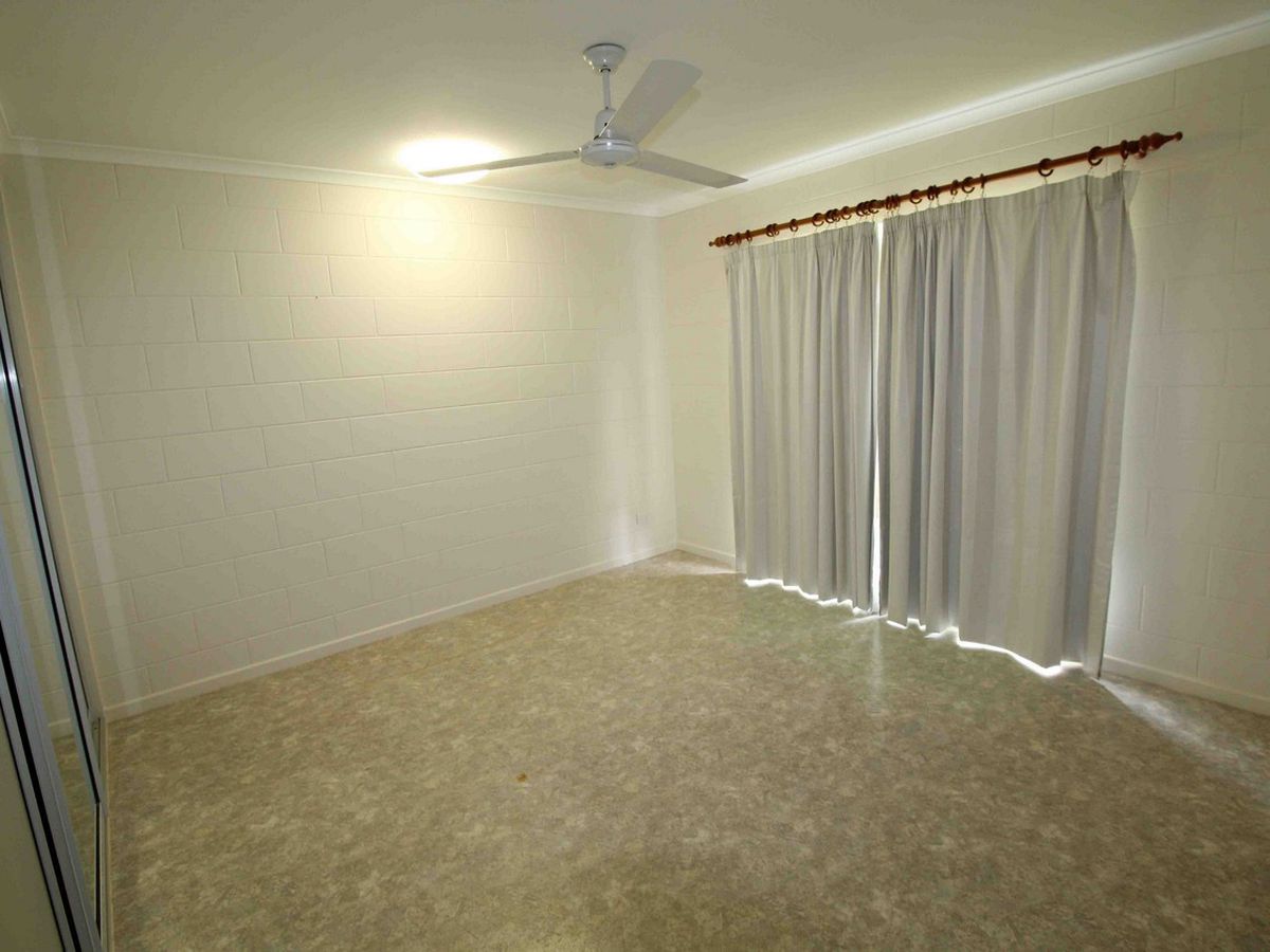 7 Goldview Street, Atherton