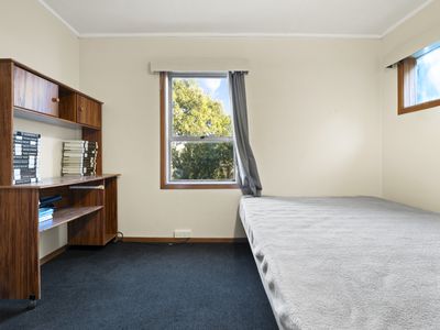 32 Panmure Avenue, Calton Hill