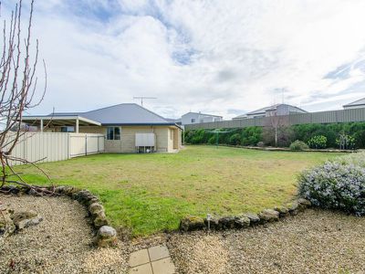 12 Gemstone Court, Mount Gambier
