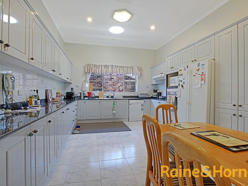 23 Bingara Cres, Bella Vista