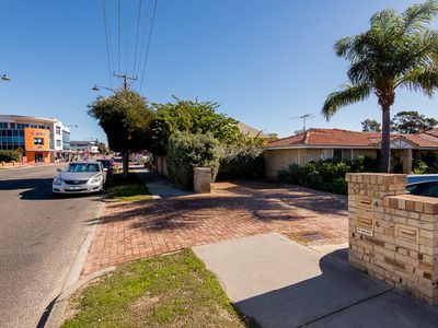 2/312 Cambridge Street, Wembley