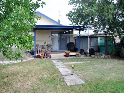 32 Holloway Street, Boort