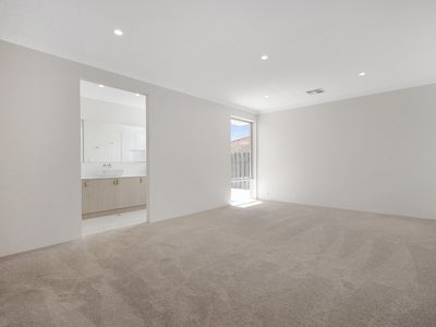 10 St Anthony Avenue, Quinns Rocks