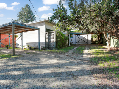 21 & 21a Budgewoi Road, Noraville