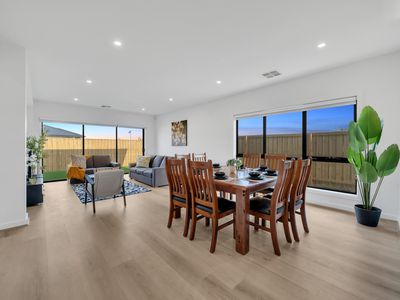 10 Whippet Street, Tarneit