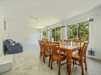 6 Tindara Avenue, Ocean Shores