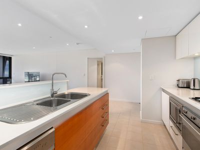 902 / 2 Oldfield Street, Burswood