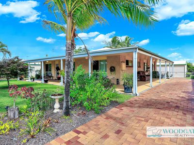 10 LORIKEET AVENUE, Woodgate