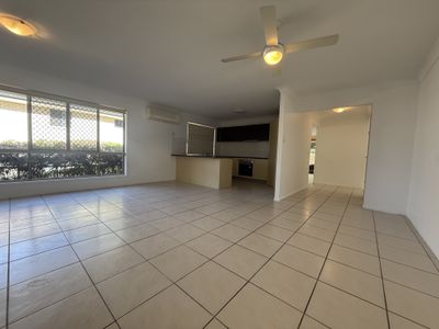 4 Dove Close, Goodna