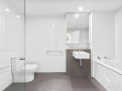 206/1 Adonis Avenue, Rouse Hill