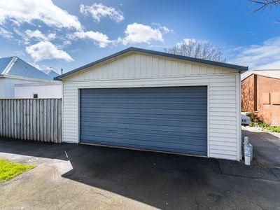 193 Macandrew Road, South Dunedin