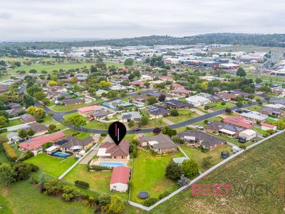 29 Ussher Crescent, Windradyne