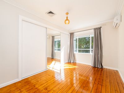 6 GLOUCESTER CRESCENT , Shepparton