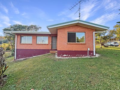 35 DANBULLA CRESCENT, Atherton