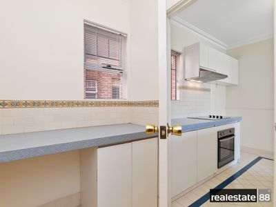 11  /  49-53 Bronte Street, East Perth