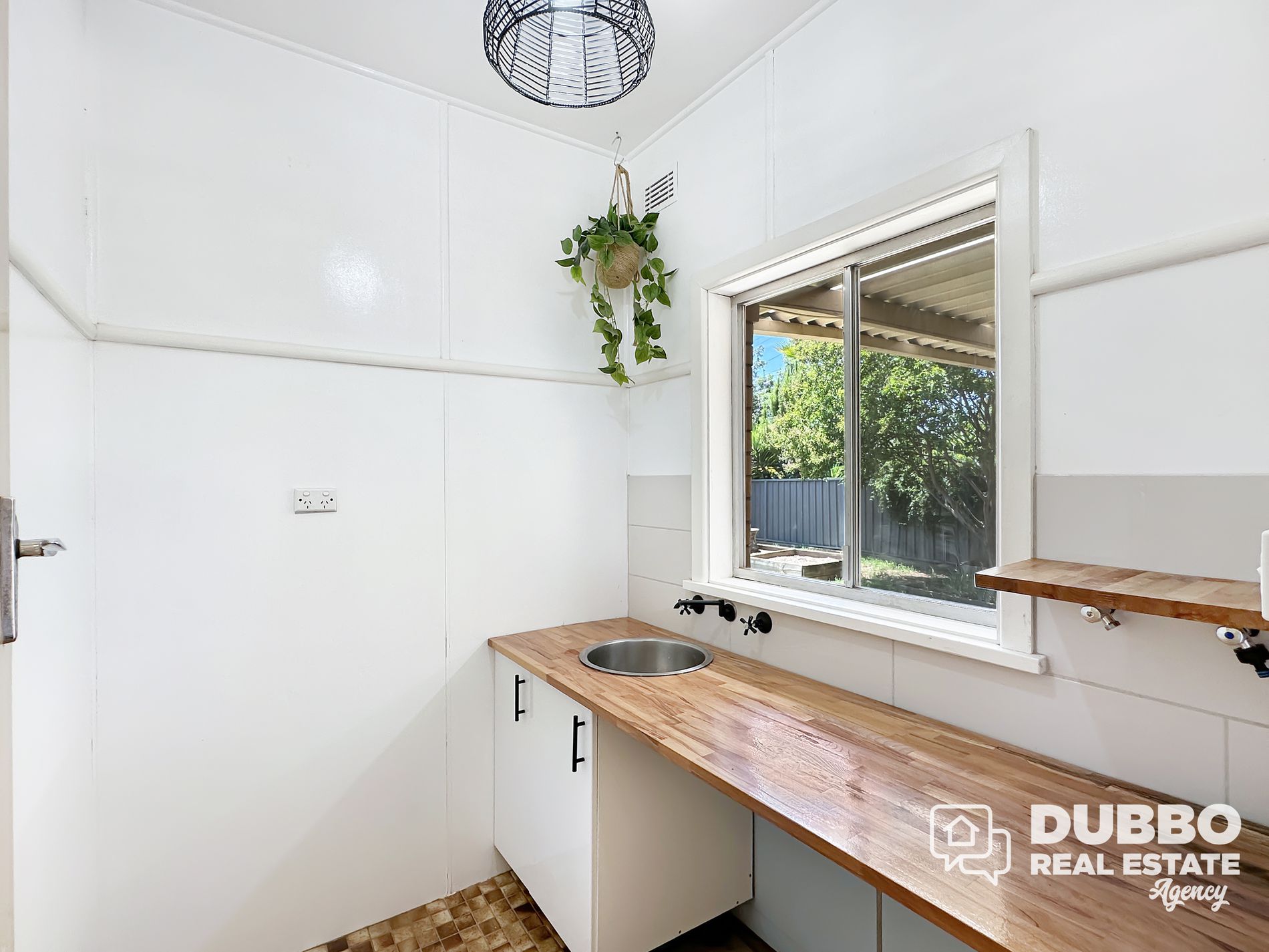 44 Banksia Crescent, Dubbo