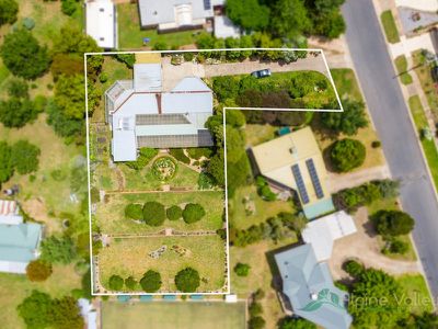 17 Hores Lane, Tawonga