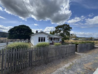3058 West Tamar Highway, Loira