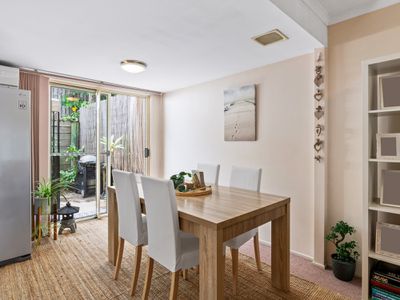 3 / 7 Oricon Court, Springwood