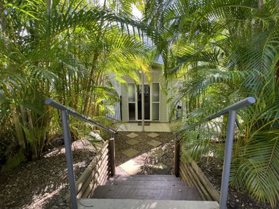 2 Flinders Street, Cooktown