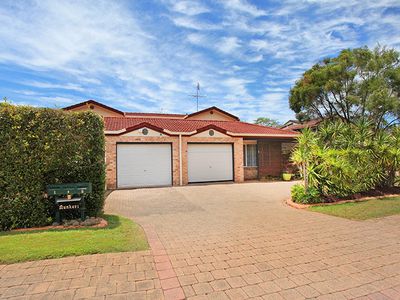 2 / 3 Hoop Court, Maroochydore