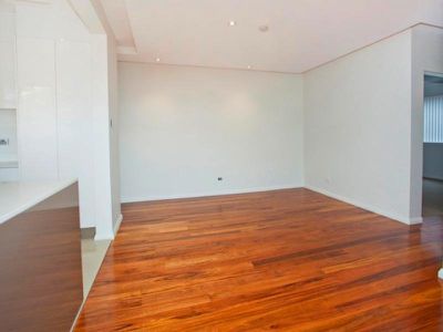 2 / 68A Smith Street, Wollongong