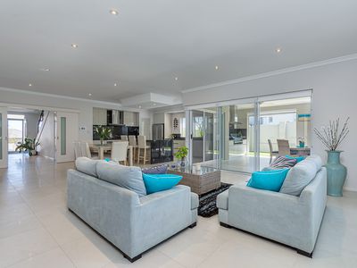 27 Moonlighter Way, Yanchep