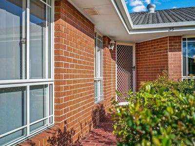 25/1 Belgarah Place, Carina