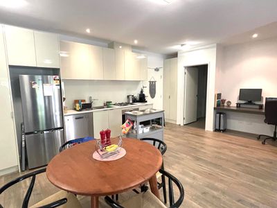 101 / 60 Autumn Terrace, Clayton South