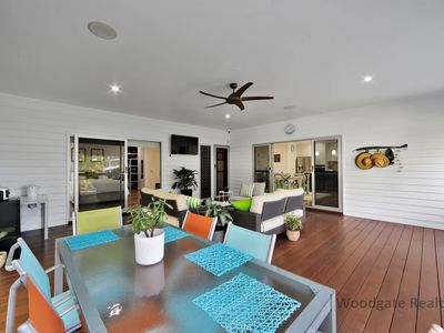 10 PAPERBARK COURT, Woodgate