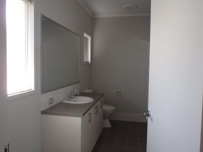 10 Dowitcher Avenue, South Hedland