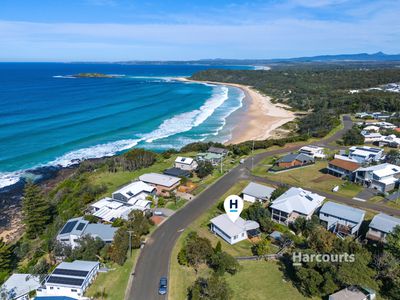 56 Sunset Strip, Manyana