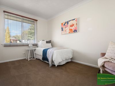 16 Amos Avenue, Blayney