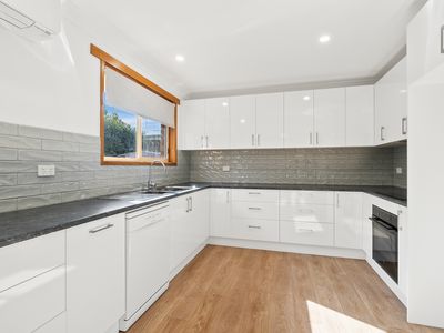 70 Yeovil Drive, Bomaderry